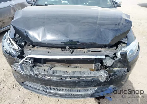 2016 Ford Taurus Limited z USA, uszkodzony, nr VIN 1FAHP2F8XGG130950